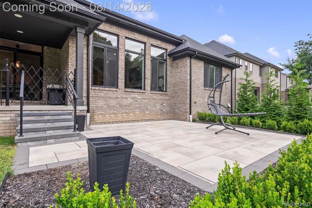 53908 Lawson Creek Drive, Shelby Charter Township, MI 48316