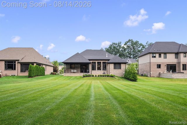 53908 Lawson Creek Drive, Shelby Charter Township, MI 48316