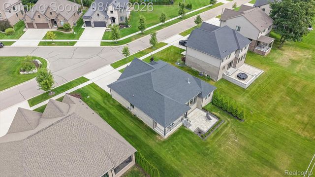 53908 Lawson Creek Drive, Shelby Charter Township, MI 48316