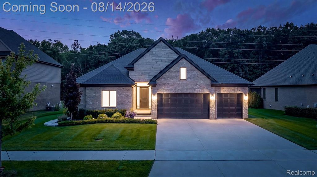 53908 Lawson Creek Drive, Shelby Charter Township, MI 48316