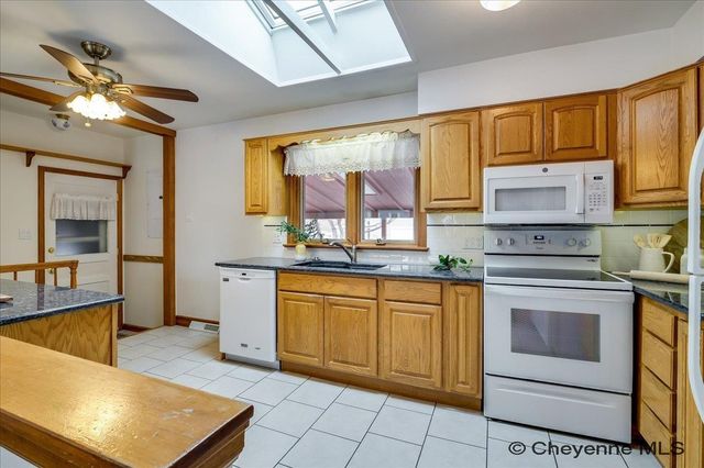 1608 MADISON AVE, Cheyenne, WY 82001