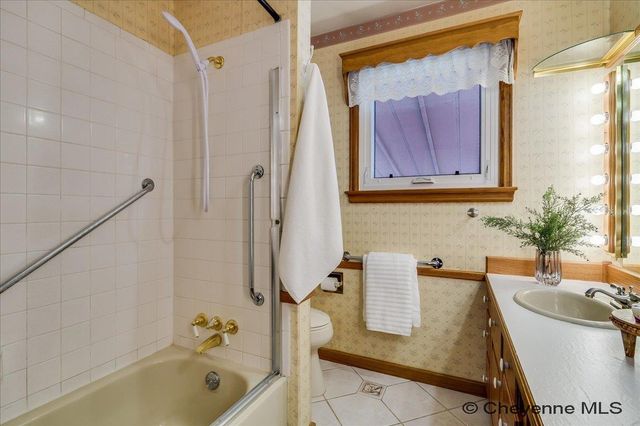 1608 MADISON AVE, Cheyenne, WY 82001