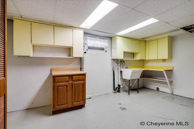 1608 MADISON AVE, Cheyenne, WY 82001