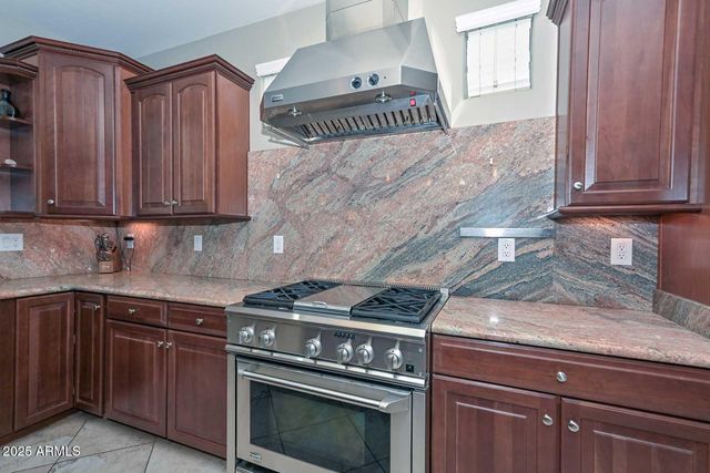 2975 N SUMMER Street, Buckeye, AZ 85396