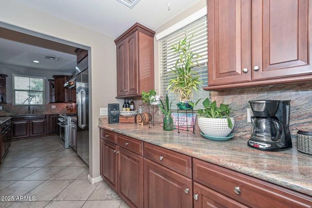 2975 N SUMMER Street, Buckeye, AZ 85396