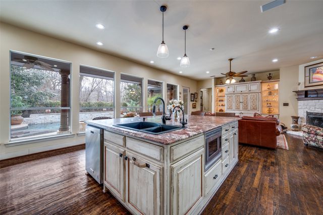 6613 Riverside Drive, Plano, TX 75024