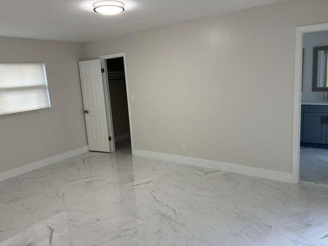 7104 NW 38th Mnr, Coral Springs, FL 33065