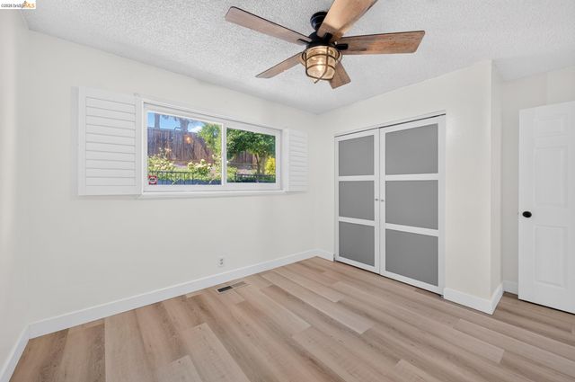 1217 Mission Dr, Antioch, CA 94509