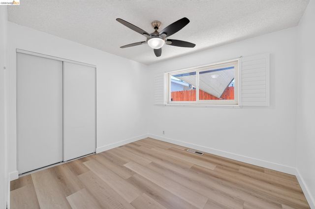 1217 Mission Dr, Antioch, CA 94509