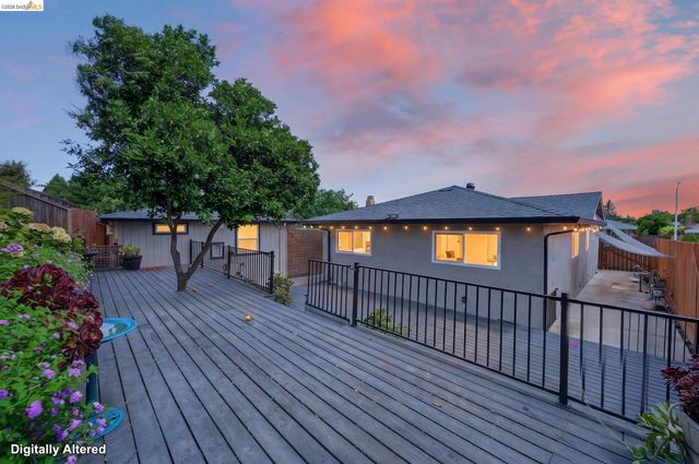 1217 Mission Dr, Antioch, CA 94509