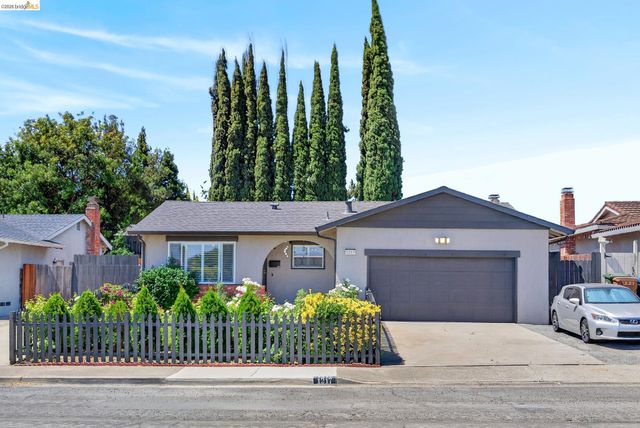 1217 Mission Dr, Antioch, CA 94509
