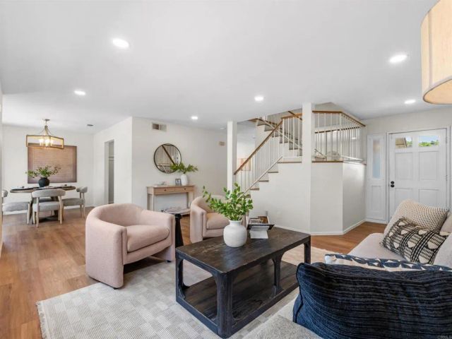3636 Via Colina, Oceanside, CA 92056