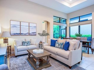 7890 Allende LN, Naples, FL 34113