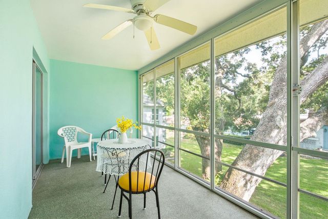 200 GLENNES LANE 205, Dunedin, FL 34698