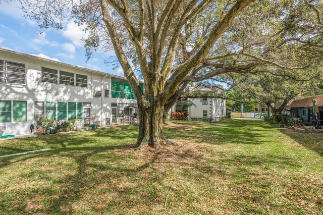 200 GLENNES LANE 205, Dunedin, FL 34698