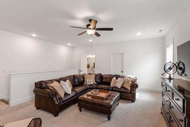3312 Longport Ln, Thompsons Station, TN 37179