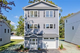 345 Point Avenue, Warwick, RI 02889