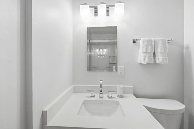 12 George Street A3, Charleston, SC 29401