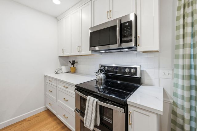 12 George Street A3, Charleston, SC 29401