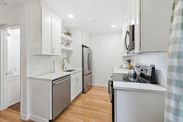 12 George Street A3, Charleston, SC 29401