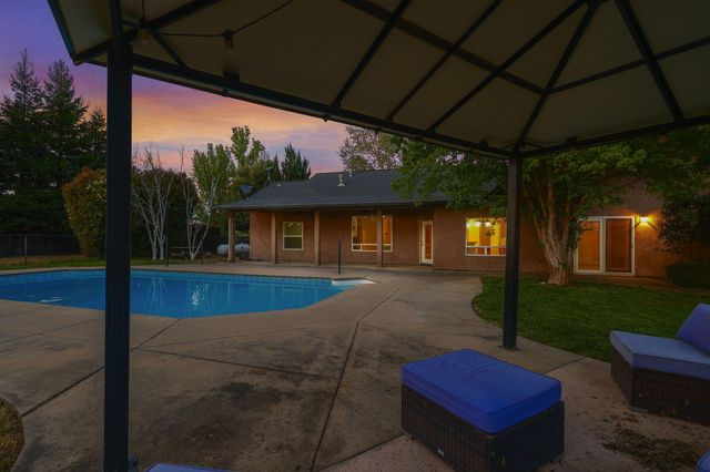 4750 Pheasant Drive, Anderson, CA 96007