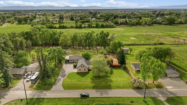 4750 Pheasant Drive, Anderson, CA 96007