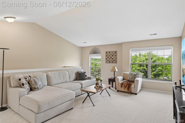11862 Farmington Road, Livonia, MI 48150