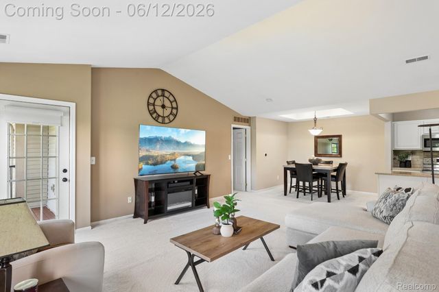 11862 Farmington Road, Livonia, MI 48150
