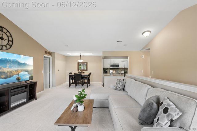 11862 Farmington Road, Livonia, MI 48150