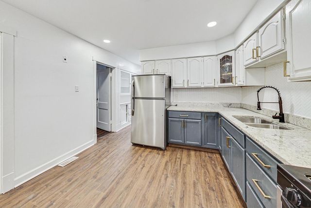 5092 W Monroe Street, Chicago, IL 60644