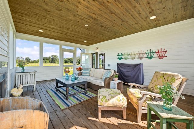 12054 California Road, Bridgman, MI 49106