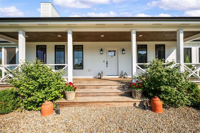 12054 California Road, Bridgman, MI 49106