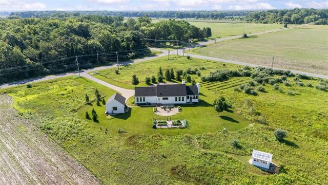 12054 California Road, Bridgman, MI 49106