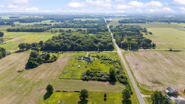 12054 California Road, Bridgman, MI 49106