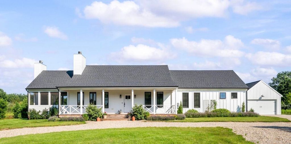 12054 California Road, Bridgman, MI 49106