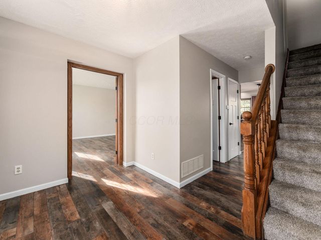 6259 Rising Sun Drive, Grove City, OH 43123