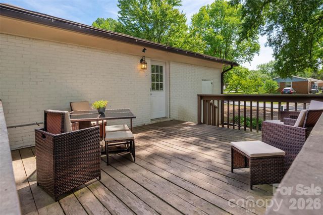 4300 Dowling Drive, Charlotte, NC 28205