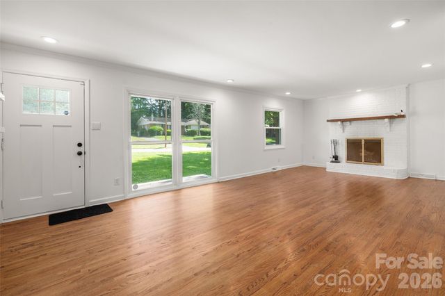 4300 Dowling Drive, Charlotte, NC 28205