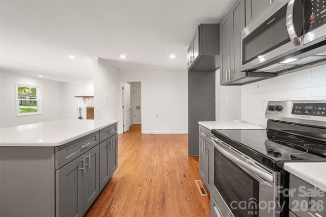 4300 Dowling Drive, Charlotte, NC 28205