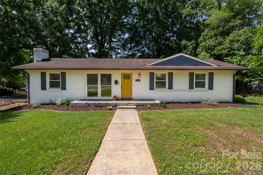 4300 Dowling Drive, Charlotte, NC 28205
