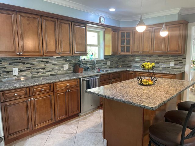 4920 Almeda Genoa Road, Houston, TX 77048