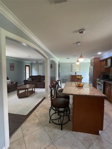 4920 Almeda Genoa Road, Houston, TX 77048