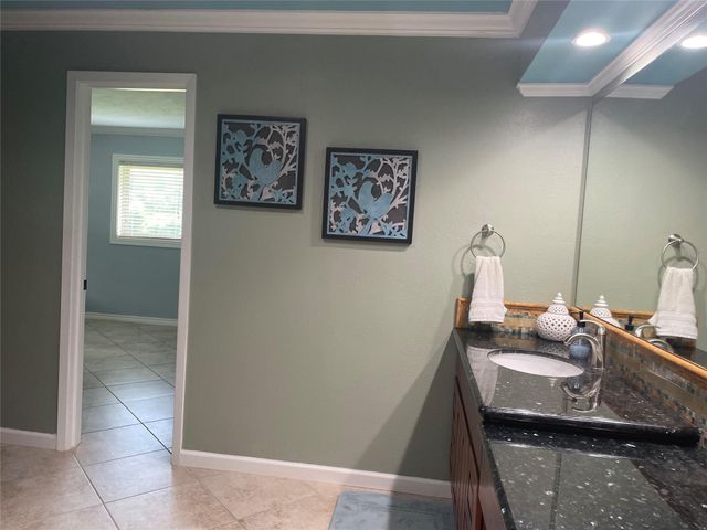 4920 Almeda Genoa Road, Houston, TX 77048