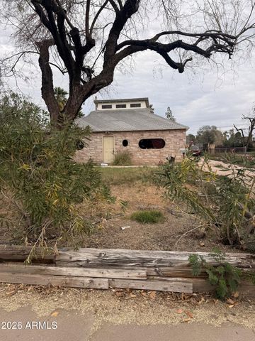 914 S FARMER Avenue, Tempe, AZ 85281