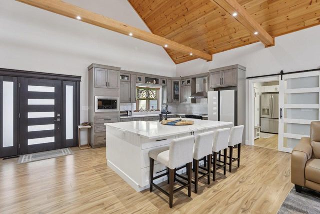 S1462 Indian Trail Parkway, Baraboo, WI 53913