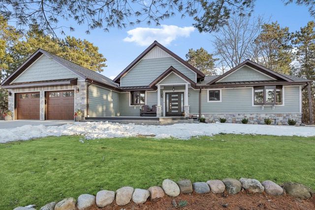 S1462 Indian Trail Parkway, Baraboo, WI 53913