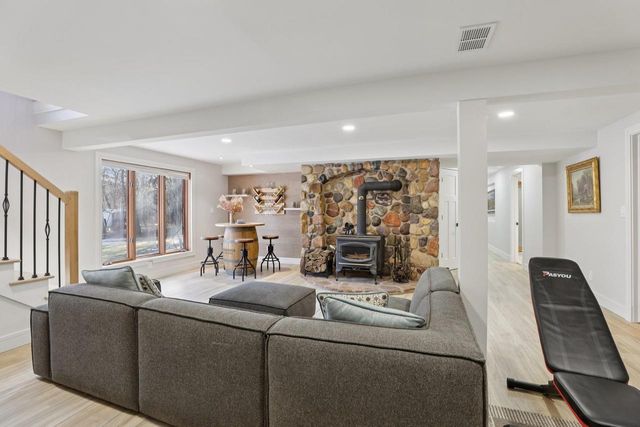 S1462 Indian Trail Parkway, Baraboo, WI 53913