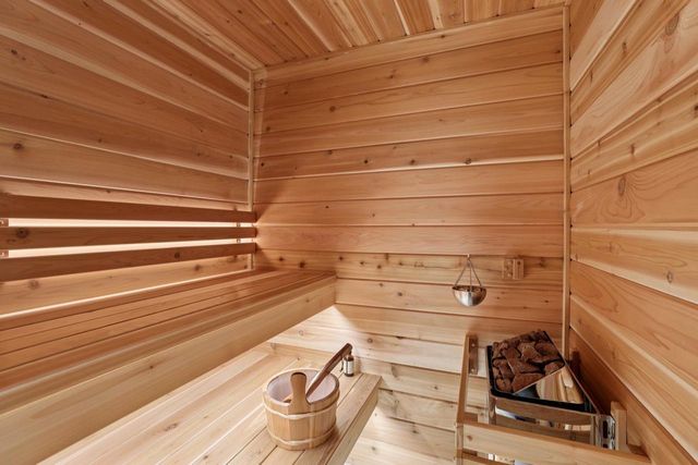 S1462 Indian Trail Parkway, Baraboo, WI 53913