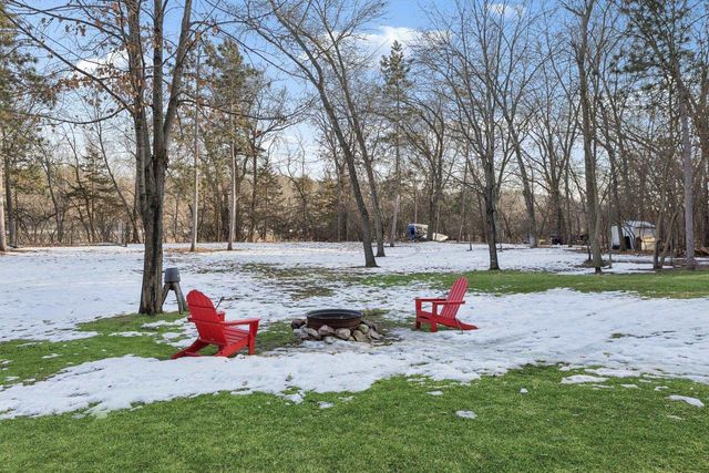 S1462 Indian Trail Parkway, Baraboo, WI 53913