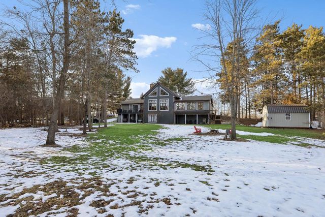 S1462 Indian Trail Parkway, Baraboo, WI 53913